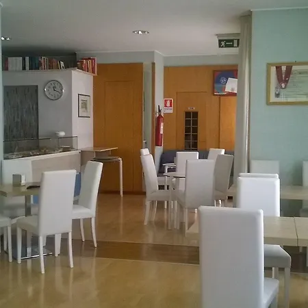 La Pergola 3*