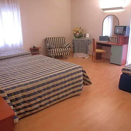 Hotel La Pergola 3*