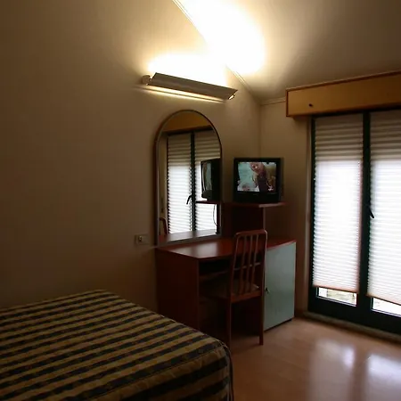 Otel La Pergola 3*
